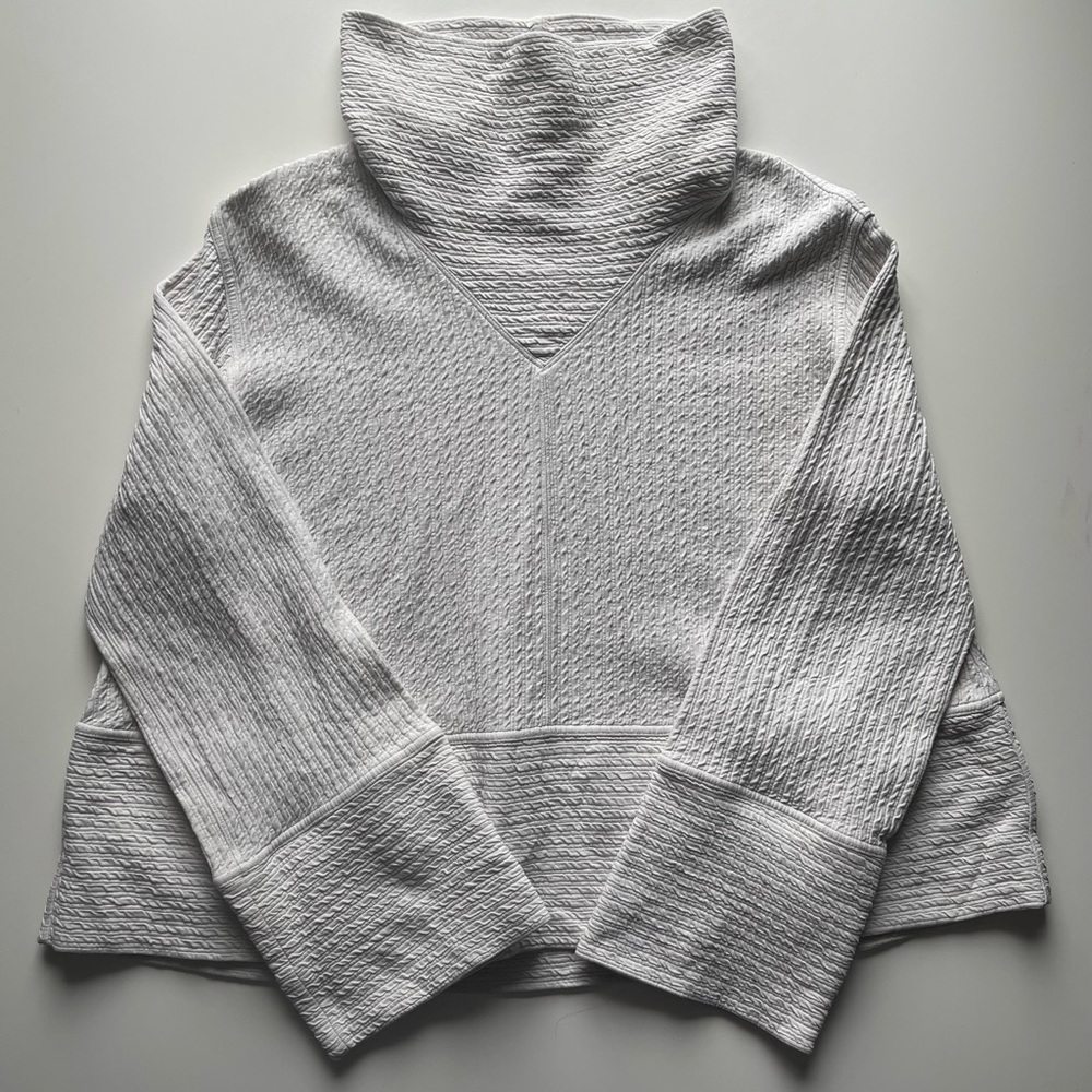 Lululemon Retreat Yourself Pullover